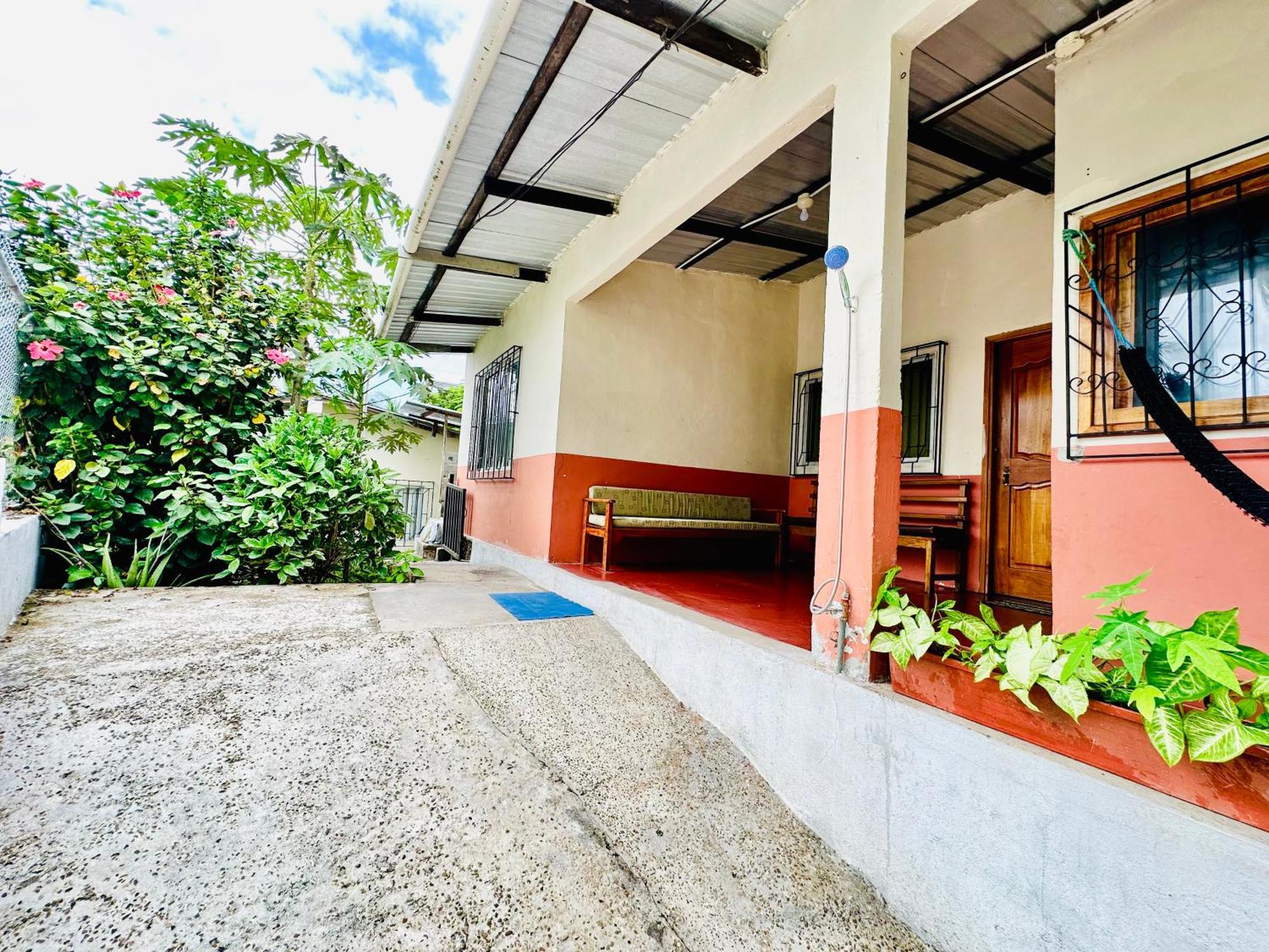 Casa Independiente Puerto Ayora  Esterno foto